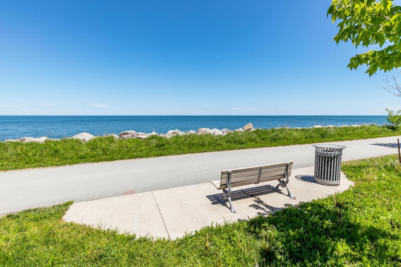 Modern Hamilton Homes Lake Ontario Shore By Globalstay Kültér fotó