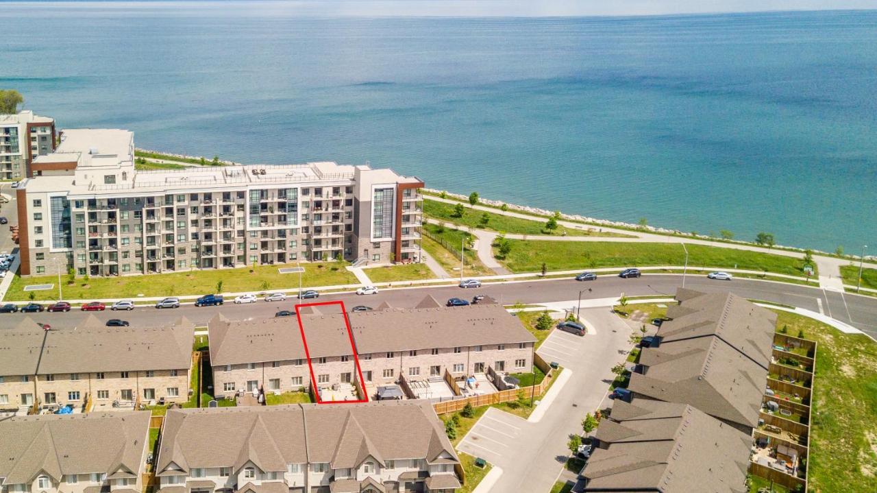 Modern Hamilton Homes Lake Ontario Shore By Globalstay Kültér fotó