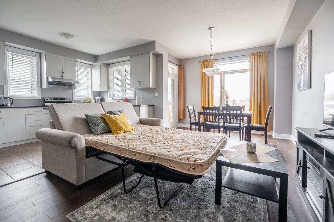Modern Hamilton Homes Lake Ontario Shore By Globalstay Kültér fotó